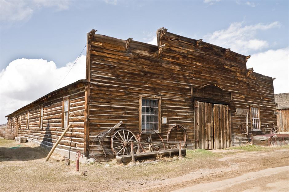 the-eerie-american-gold-rush-ghost-towns-you-can-visit-loveexploring